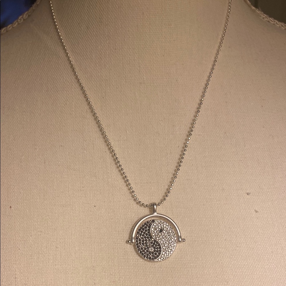 Elegant Silver Yin Yang Pendant Necklace